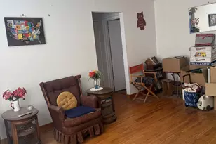 31 Nob Hill Cir, Bridgeport, CT 06610 - Photo 3