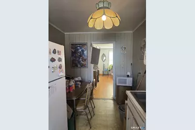 31 Nob Hill Circle #A, Bridgeport, CT 06610 - Photo 5