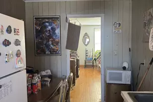 31 Nob Hill Cir, Bridgeport, CT 06610 - Photo 5