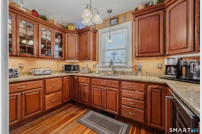 29 Bellevue Place, New London, CT 06320 - Photo 15