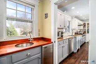 97 North St, Milford, CT 06460 - Photo 11