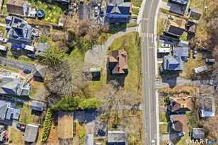 43 Dunham St, Norwich, CT 06360 - Photo 11