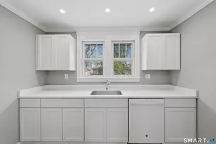 43 Dunham St, Norwich, CT 06360 - Photo 1