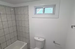 142 Cowles St, Bridgeport, CT 06607 - Photo 9