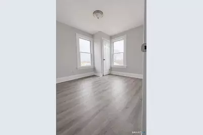 30 Cottage Street, Bristol, CT 06010 - Photo 11