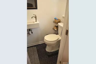 237 New Britain Avenue, Newington, CT 06111 - Photo 15