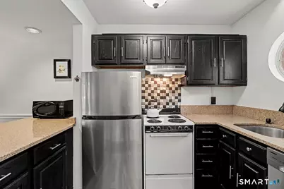 1822 Old Pond Lane #1822, Norwich, CT 06360 - Photo 5