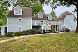 1822 Old Pond Ln, Norwich, CT 06360 - Photo 3