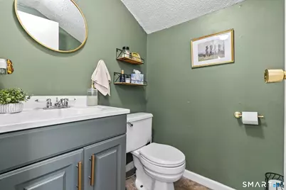 53 Richard Street, West Hartford, CT 06119 - Photo 19