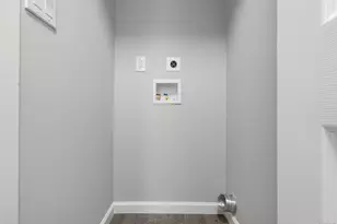 210 Handel Rd, East Hartford, CT 06118 - Photo 21