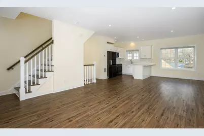 2 Beacon Square #3, Fairfield, CT 06825 - Photo 11