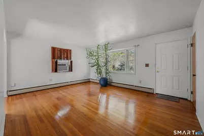 8 Holly Hill Drive, Montville, CT 06382 - Photo 5