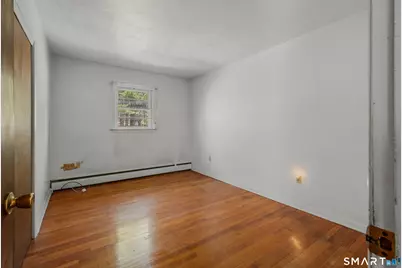 8 Holly Hill Drive, Montville, CT 06382 - Photo 13