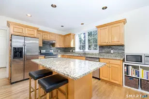 3 Candlewood Ct, Simsbury, CT 06070 - Photo 9