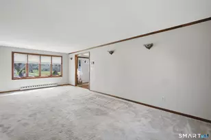 37 Plainfield St, Enfield, CT 06082 - Photo 9