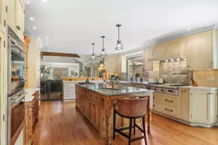 1218 Smith Ridge Rd, New Canaan, CT 06840 - Photo 9