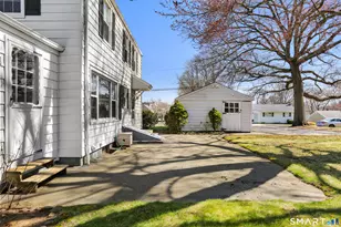 1065 Naugatuck Ave, Milford, CT 06461 - Photo 19