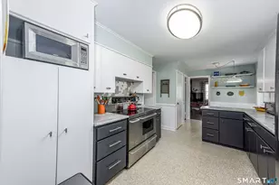 95 Carmalt Rd, Hamden, CT 06517 - Photo 5