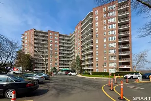 91 Strawberry Hill Ave, Stamford, CT 06902 - Photo 1