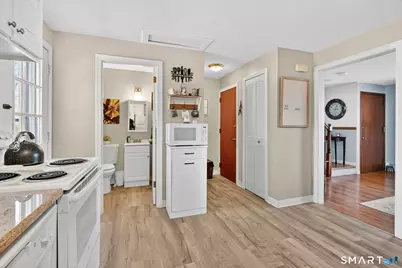 201 Regan Road #30B, Vernon, CT 06066 - Photo 7