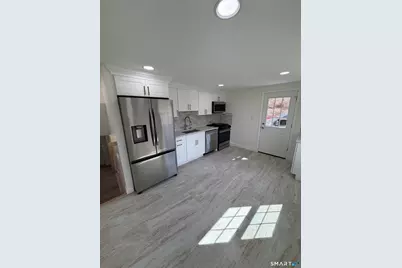 39 Hemlock Road, Branford, CT 06405 - Photo 3