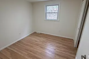 39 Hemlock Rd, Branford, CT 06405 - Photo 9