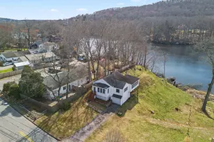 95 Kitemaug Rd, Montville, CT 06382 - Photo 3