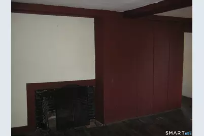 8 Vergason Avenue, Norwich, CT 06360 - Photo 13