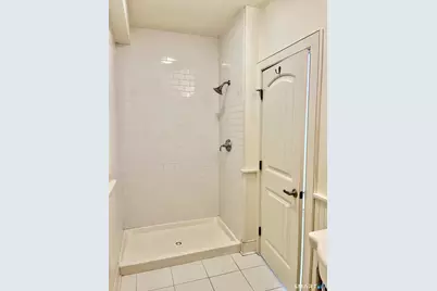 1343 Boston Post Road #206, Madison, CT 06443 - Photo 11