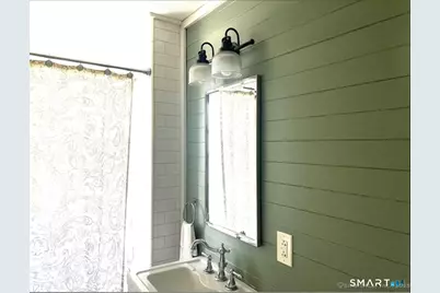 356 Middle Tpke East Turnpike, Manchester, CT 06040 - Photo 17