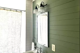 356 Middle Tpke East Turnpike, Manchester, CT 06040 - Photo 17