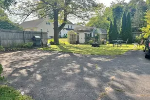 356 Middle Tpke East Turnpike, Manchester, CT 06040 - Photo 3