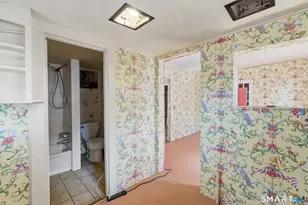 64 4th Ave, West Haven, CT 06516 - Photo 9