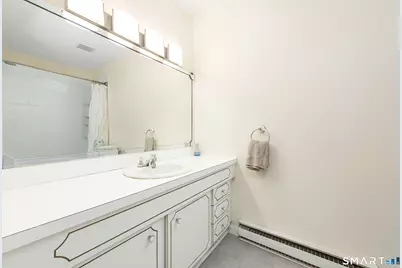 34 Hemlock Court #34, Cromwell, CT 06416 - Photo 19