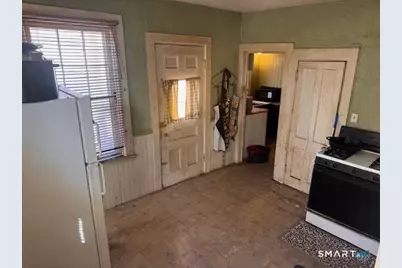 227 Montauk Avenue, New London, CT 06320 - Photo 5