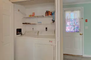 25 Pine St, East Windsor, CT 06088 - Photo 13