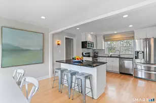 126 Ann St, Fairfield, CT 06824 - Photo 5