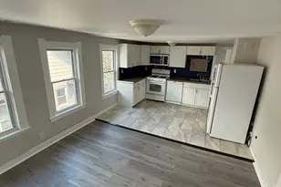 182 Hewitt St, Bridgeport, CT 06607 - Photo 1