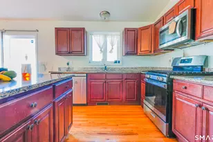 45 Daytona St, West Haven, CT 06516 - Photo 5