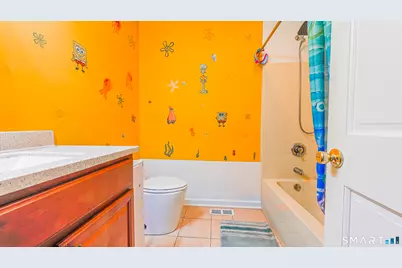 45 Daytona Street, West Haven, CT 06516 - Photo 9