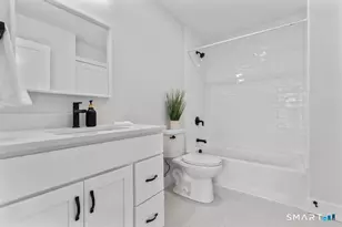 22 A Merritt Ave, Woodbridge, CT 06525 - Photo 17