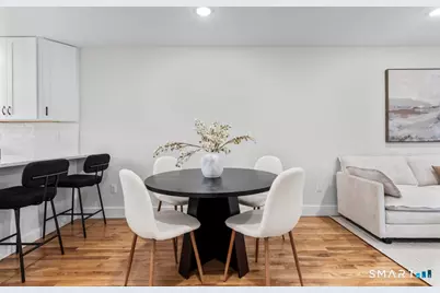 22 A Merritt Avenue, Woodbridge, CT 06525 - Photo 9