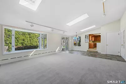 17 Glover Avenue, Newtown, CT 06470 - Photo 15