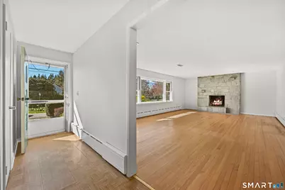 17 Glover Avenue, Newtown, CT 06470 - Photo 3