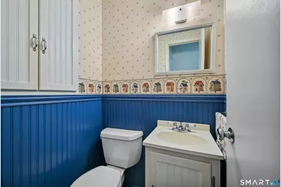 17 Glover Avenue, Newtown, CT 06470 - Photo 13