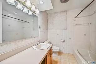 17 Glover Ave, Newtown, CT 06470 - Photo 21