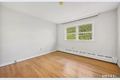 17 Glover Avenue, Newtown, CT 06470 - Photo 19