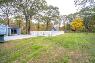 882 Killingworth Rd, Haddam, CT 06441 - Photo 7