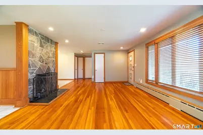 16 Featherbed Lane, Branford, CT 06405 - Photo 3