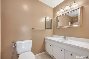 160 Brittany Farms Rd, New Britain, CT 06053 - Photo 23